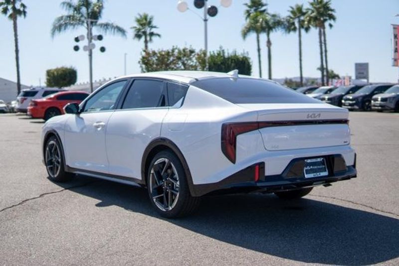 New 2025 Kia K4 GT-LineImage 5