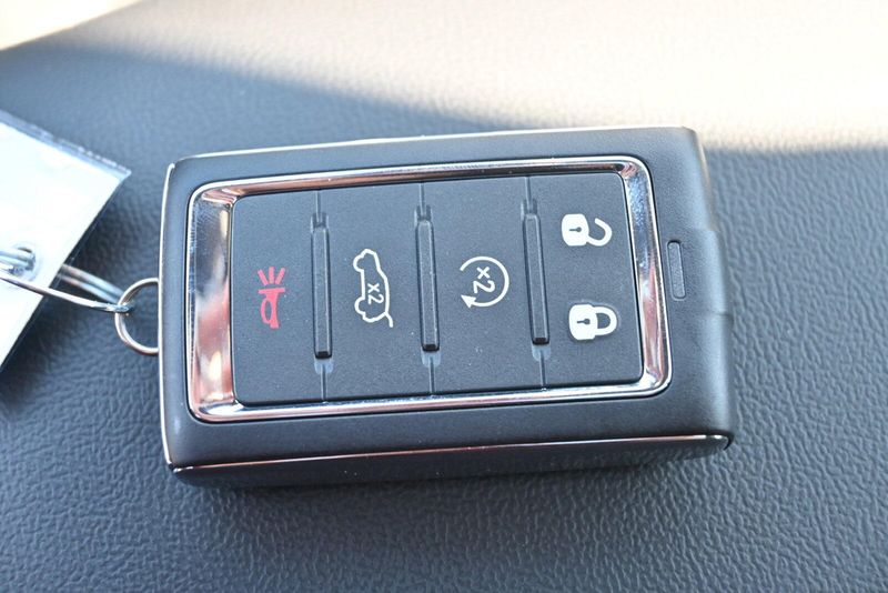 2025 Jeep Grand Cherokee L Altitude XImage 32