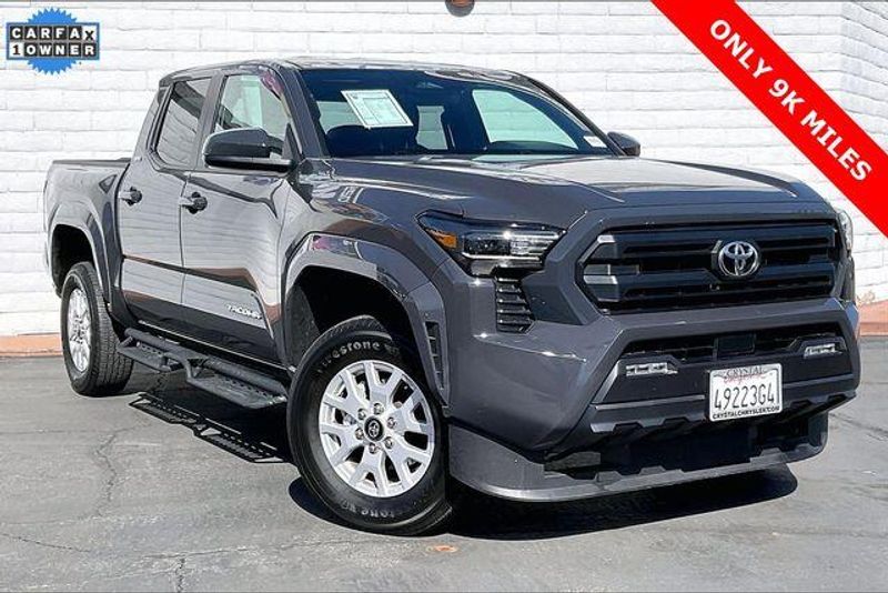 Used 2025 Toyota Tacoma SR5Image 12