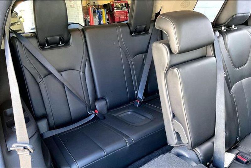 Used 2022 INFINITI QX60 SensoryImage 33