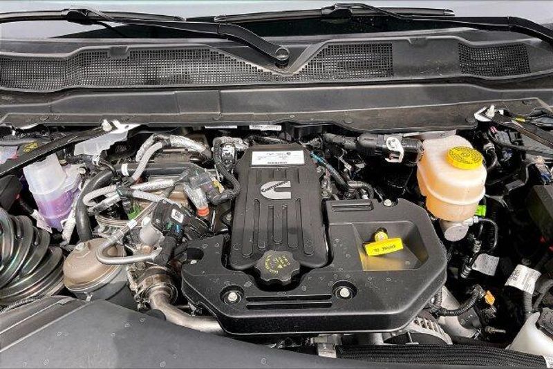 New 2027 RAM 2500 Limited Mega Cab 4x4 6