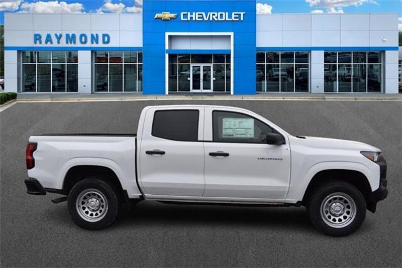 2025 Chevrolet Colorado Work TruckImage 2