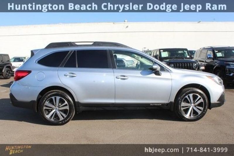 2018 Subaru Outback 2.5iImage 6