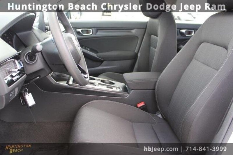 2025 Honda Civic LXImage 29