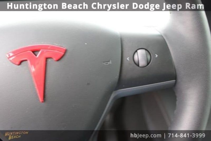 2023 Tesla Model Y Long RangeImage 15
