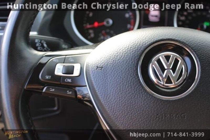 2018 Volkswagen Tiguan 2.0T SEImage 22