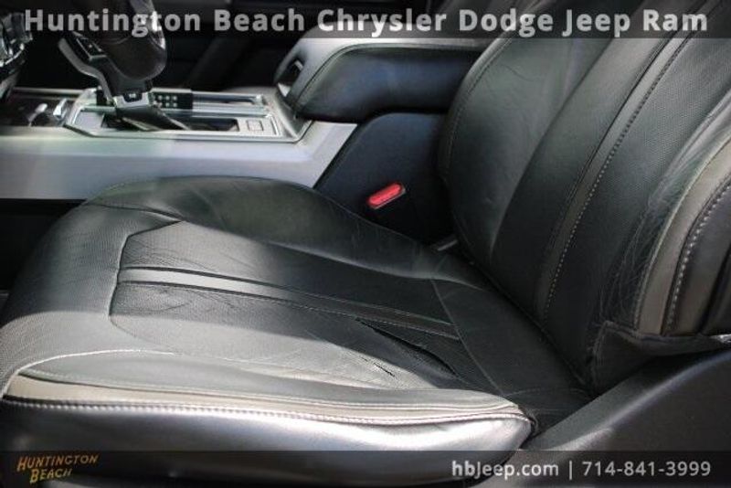 2015 Ford F-150 PlatinumImage 34