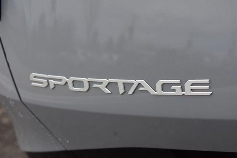 New 2026 Kia Sportage SX-PrestigeImage 18