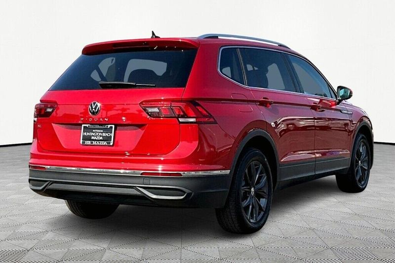 2022 Volkswagen Tiguan 2.0T SEImage 2