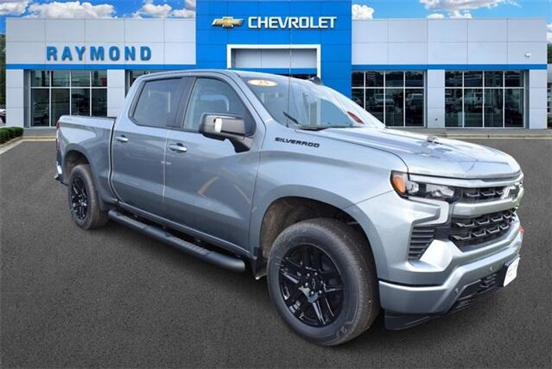 2025 Chevrolet Silverado 1500 RSTImage 10