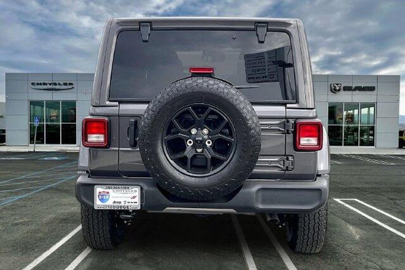 New 2026 Jeep Wrangler Unlimited 4-door SportImage 3