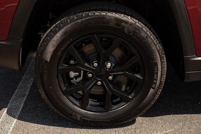 2025 Jeep Grand Cherokee L Altitude XImage 13