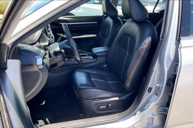 Used 2024 Nissan Altima 2.5 SRImage 24