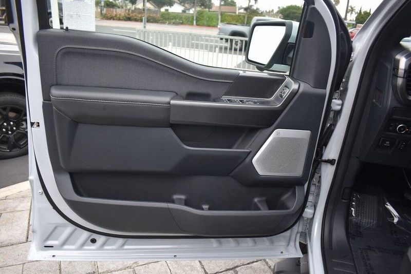 New 2025 Ford F-150 LariatImage 20