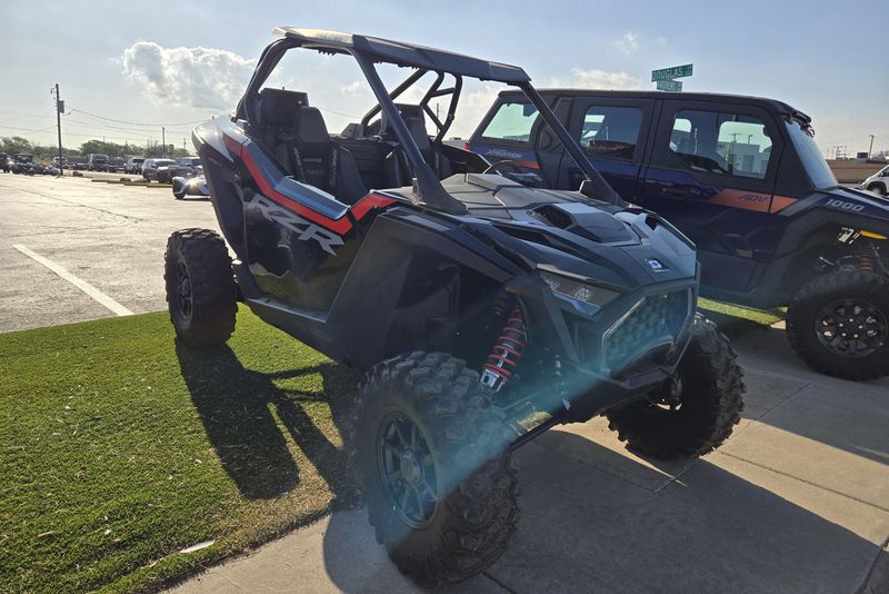 2025 POLARIS RZR PRO XP ULTIMATE ONYX BLACK 