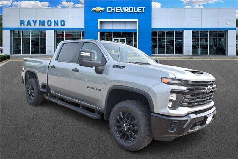 2025 Chevrolet Silverado 2500HD CustomImage 1