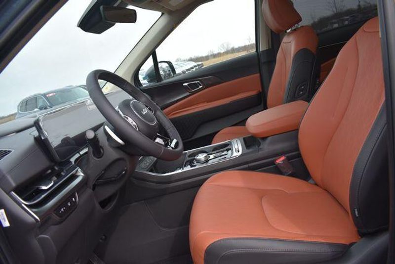 New 2026 Kia Carnival Hybrid SXImage 27