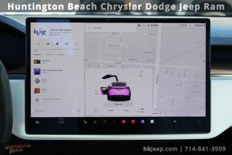 2022 Tesla Model X BaseImage 12