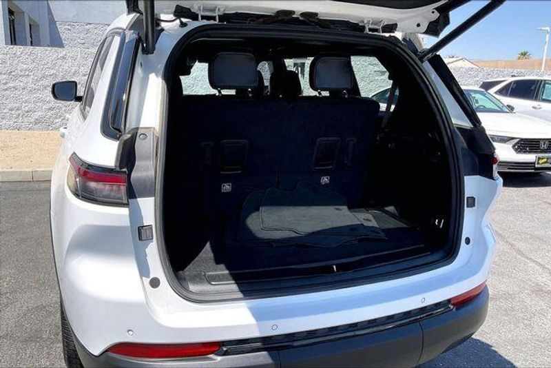 Used 2021 Jeep Grand Cherokee L AltitudeImage 33