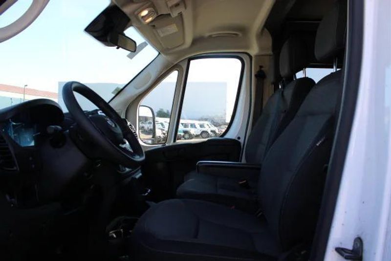 2022 RAM ProMaster 3500 High Roof 159 WB Basin SolarImage 34