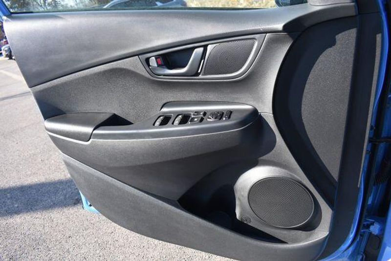 Used 2022 Hyundai Kona SELImage 29