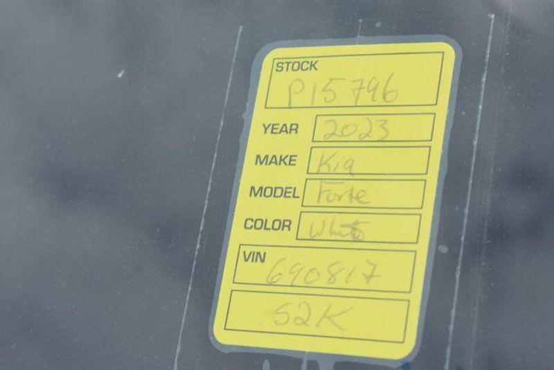 Used 2023 Kia Forte LXSImage 31
