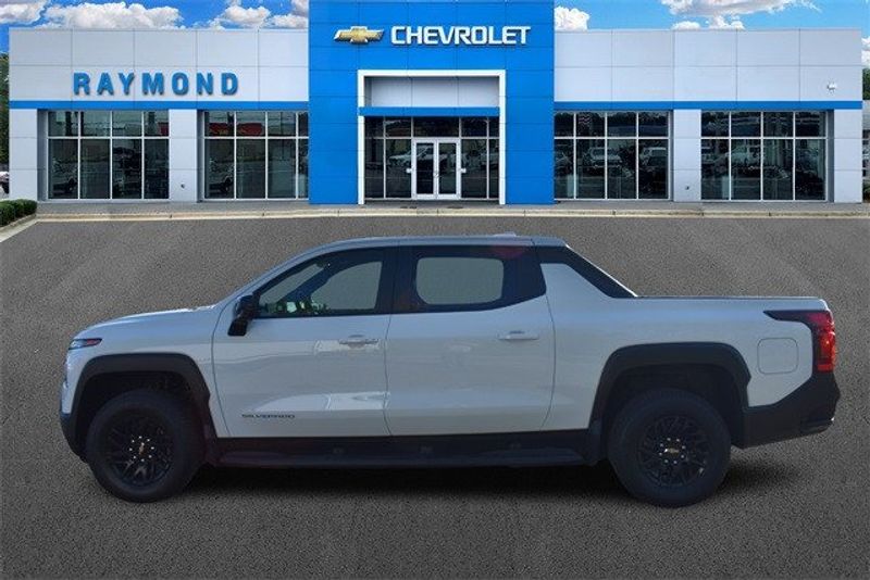 2024 Chevrolet Silverado EV Work TruckImage 8