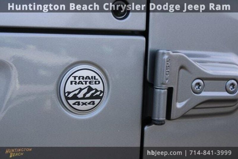 2021 Jeep Wrangler Unlimited IslanderImage 8