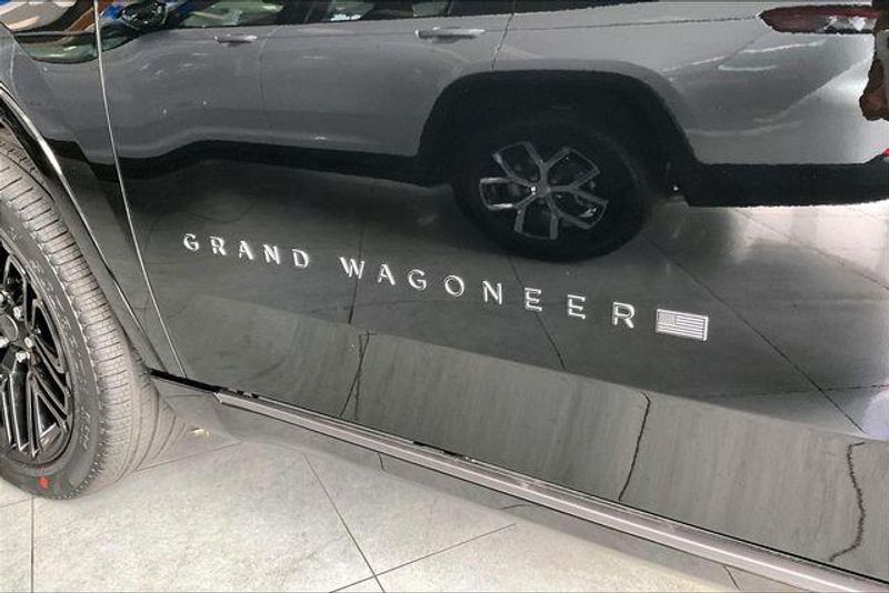 2026 Jeep Grand Wagoneer L Limited Reserve 4x4Image 11