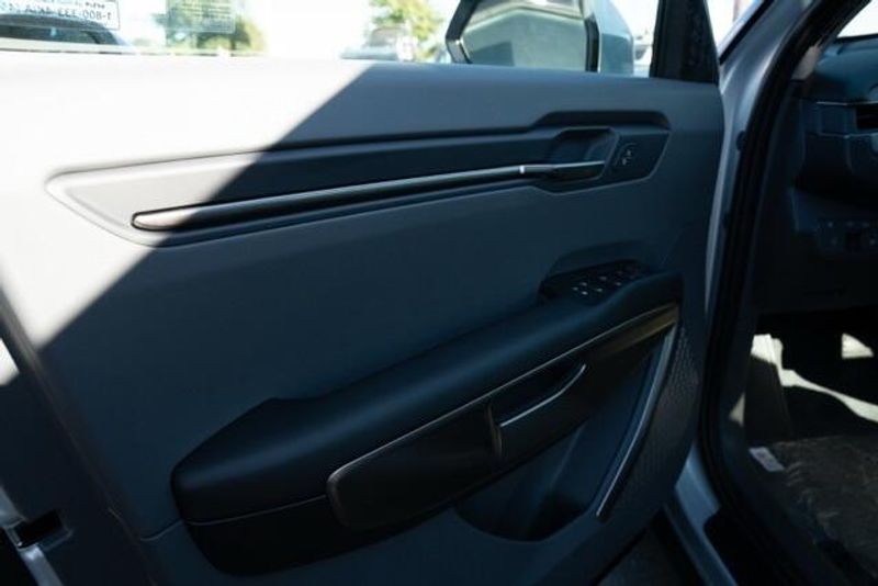 New 2026 Kia EV9 Light Long RangeImage 11