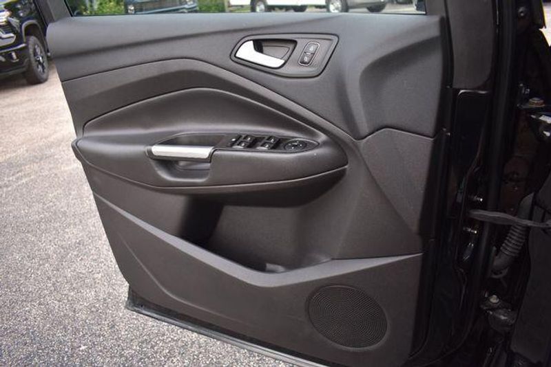 Used 2018 Ford Escape SEImage 31