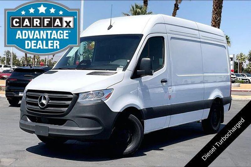 Used 2025 Mercedes-Benz Sprinter 2500 Crew 144 WBImage 1