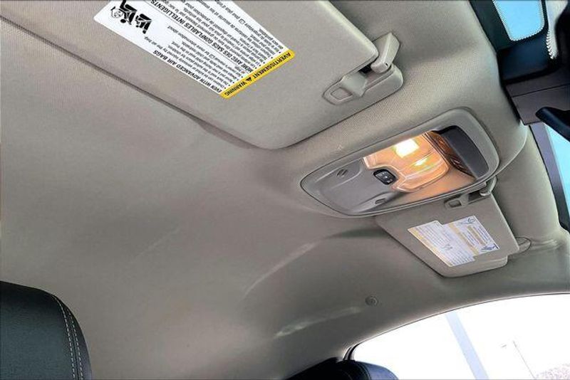 Used 2025 Buick Encore GX PreferredImage 29