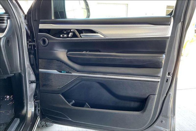 2022 Jeep Grand Wagoneer Series IImage 23