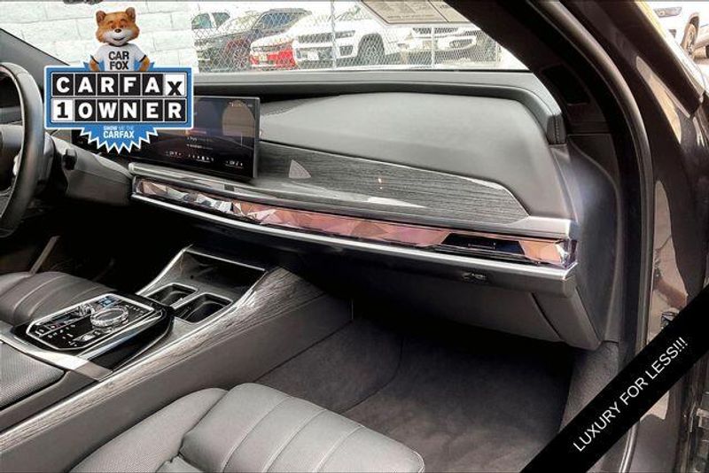 Used 2023 BMW i7 xDrive60Image 16