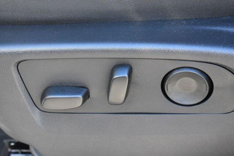 New 2025 Chevrolet Silverado 1500 LTImage 24