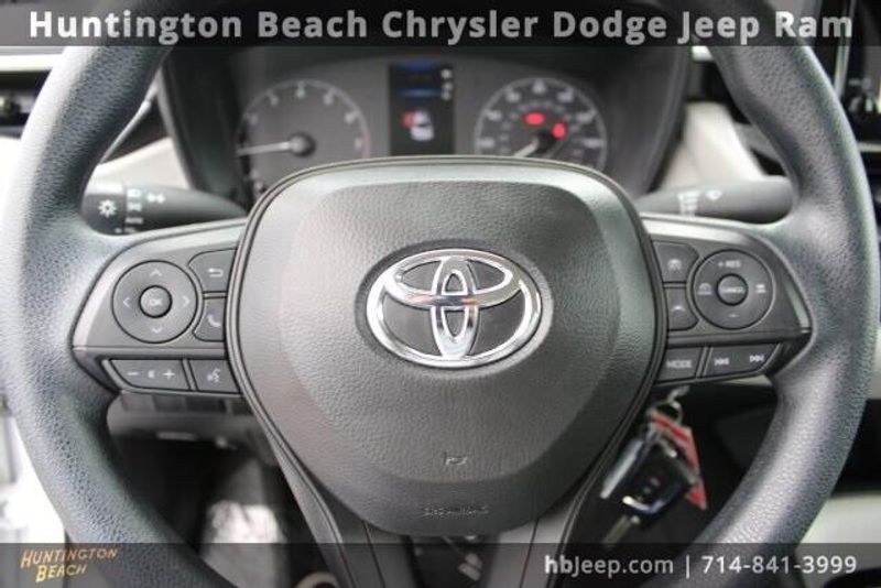 2024 Toyota Corolla LEImage 18
