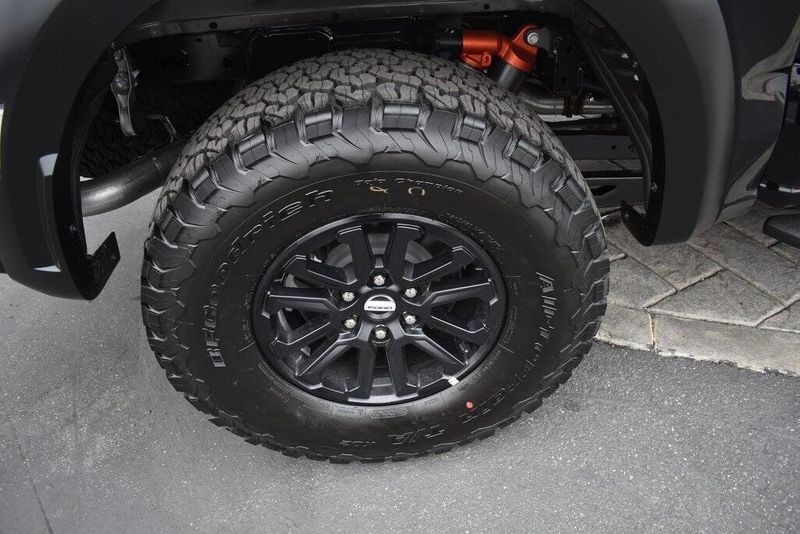 New 2025 Ford F-150 RaptorImage 4