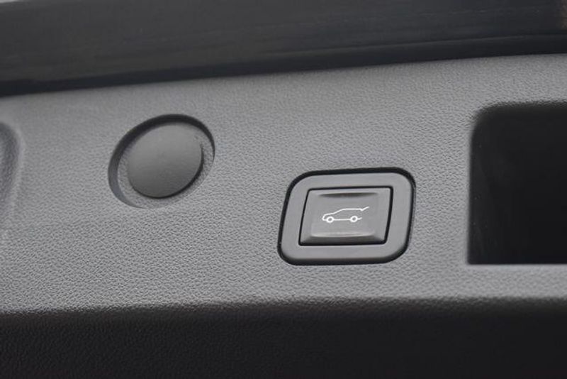 Used 2025 Chevrolet Equinox RSImage 17