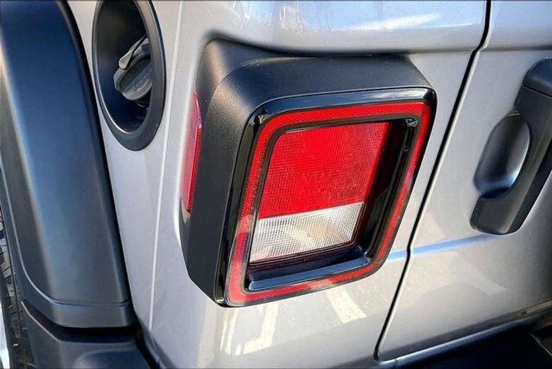 Used 2021 Jeep Wrangler Unlimited Sport SImage 28