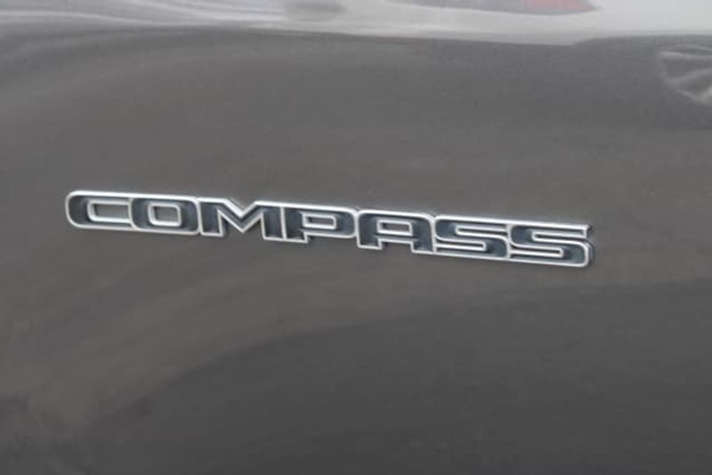 2020 Jeep Compass LimitedImage 11
