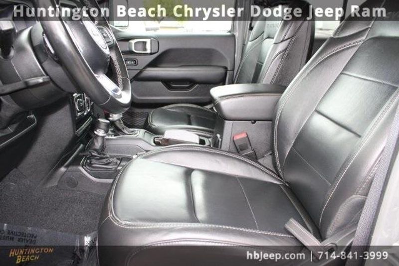 2021 Jeep Gladiator OverlandImage 39