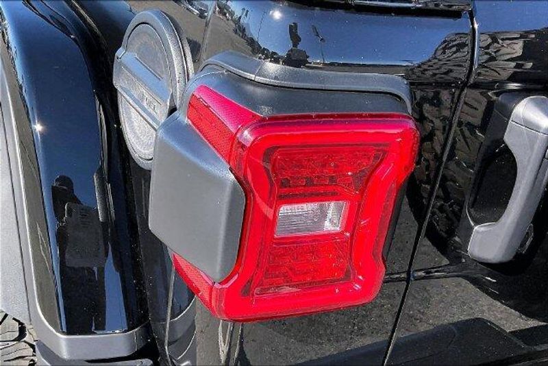 New 2027 Jeep Wrangler 4-door MoabImage 12