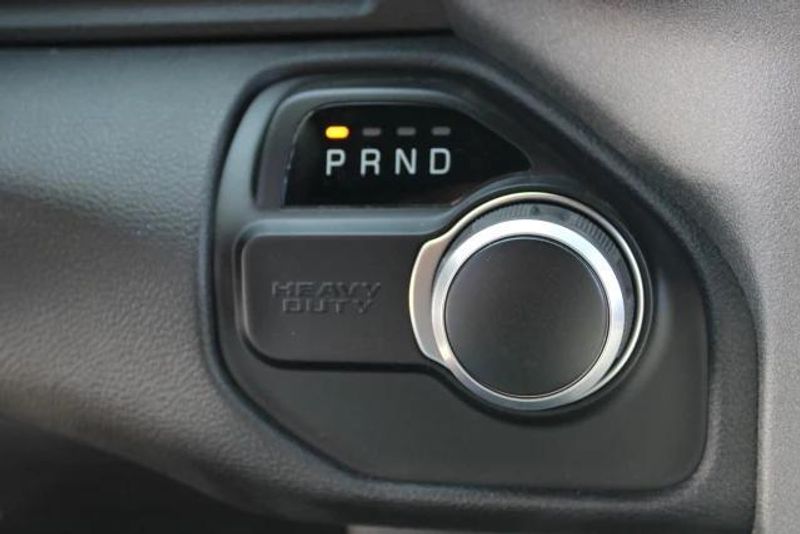 2024 RAM 2500 Tradesman Regular Cab Harbor BodyImage 25
