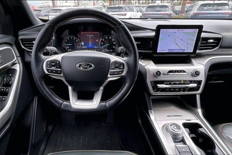 Used 2022 Ford Explorer TimberlineImage 4