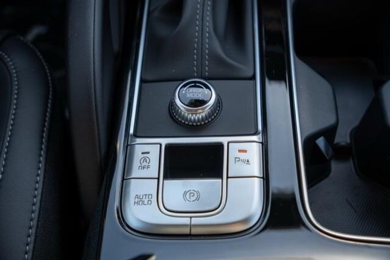 New 2025 Kia Telluride LXImage 18