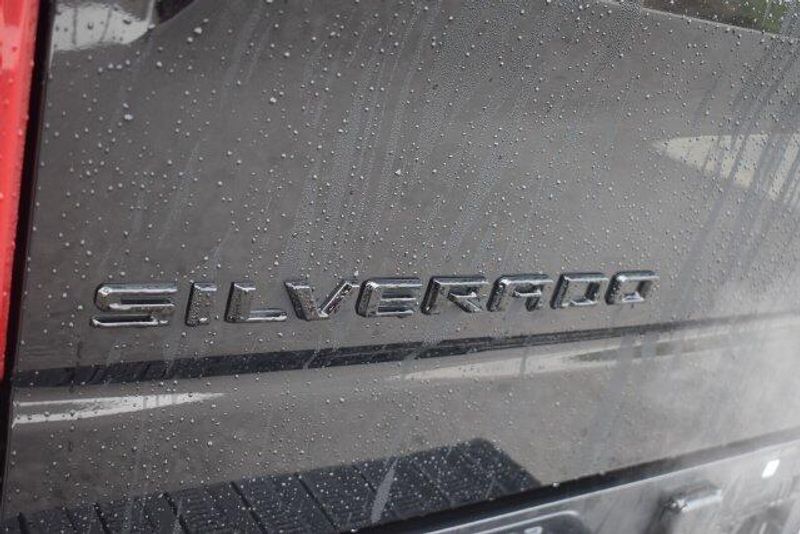 Used 2025 Chevrolet Silverado 1500 High CountryImage 13
