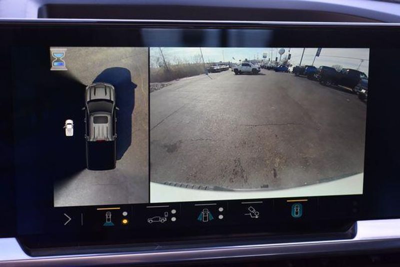 Used 2023 Chevrolet Silverado 1500 LTZImage 35