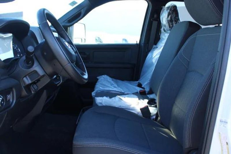2023 RAM 2500 Tradesman Crew Cab 4x2 Long BoxImage 36