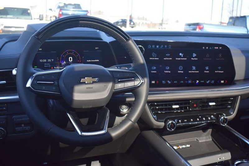 New 2026 Chevrolet Suburban High CountryImage 29